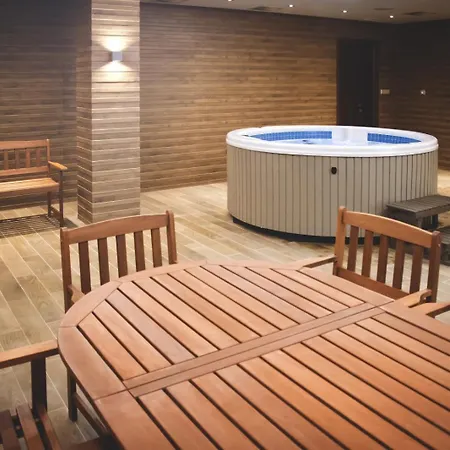 Moser - Sauna And Pool Apartmán *